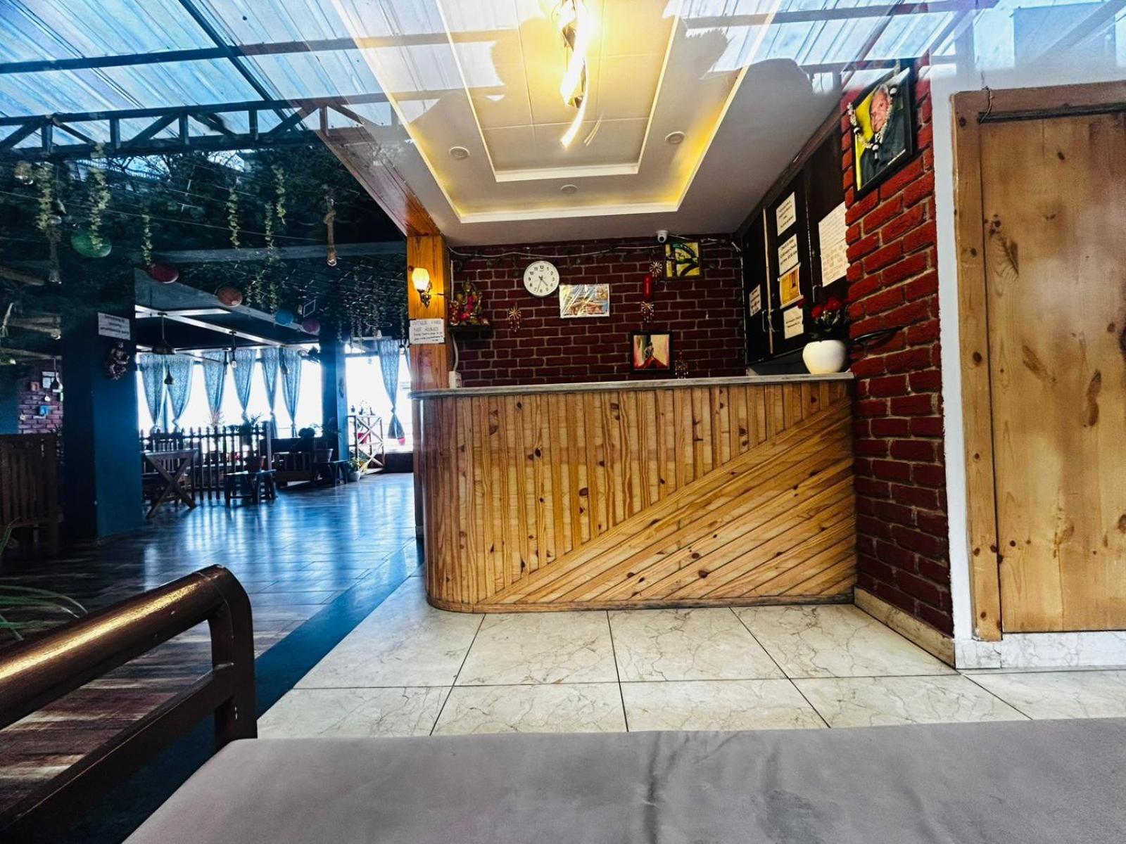 Hangout Inn Bhagalpur Ngoại thất bức ảnh