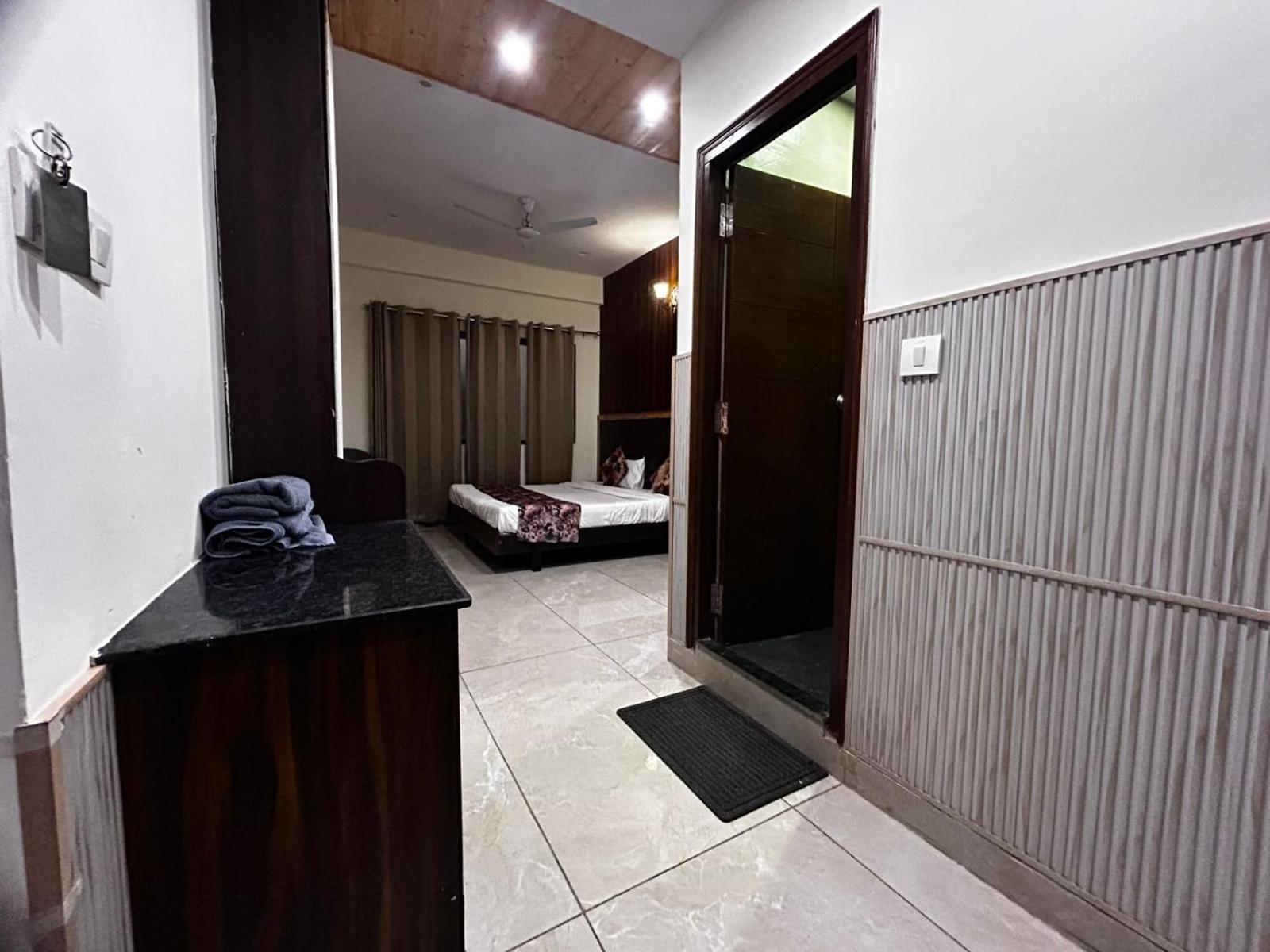Hangout Inn Bhagalpur Ngoại thất bức ảnh